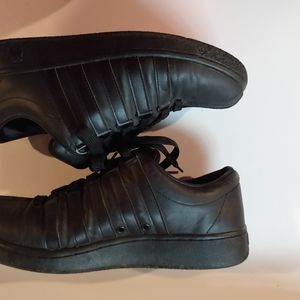 K-SWISS CLASSIC BLACK